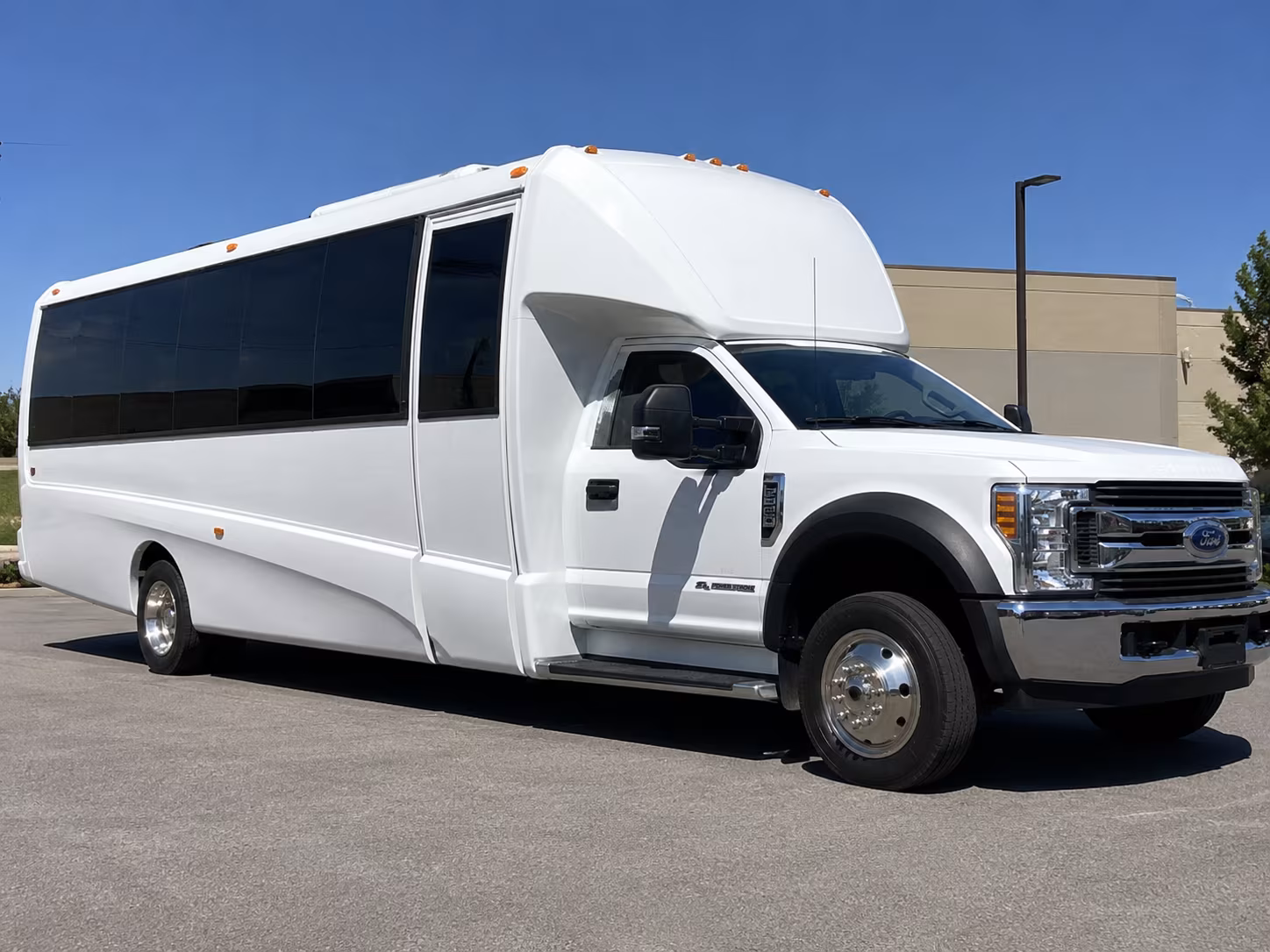 draper comfortable charter buses for government military personnel