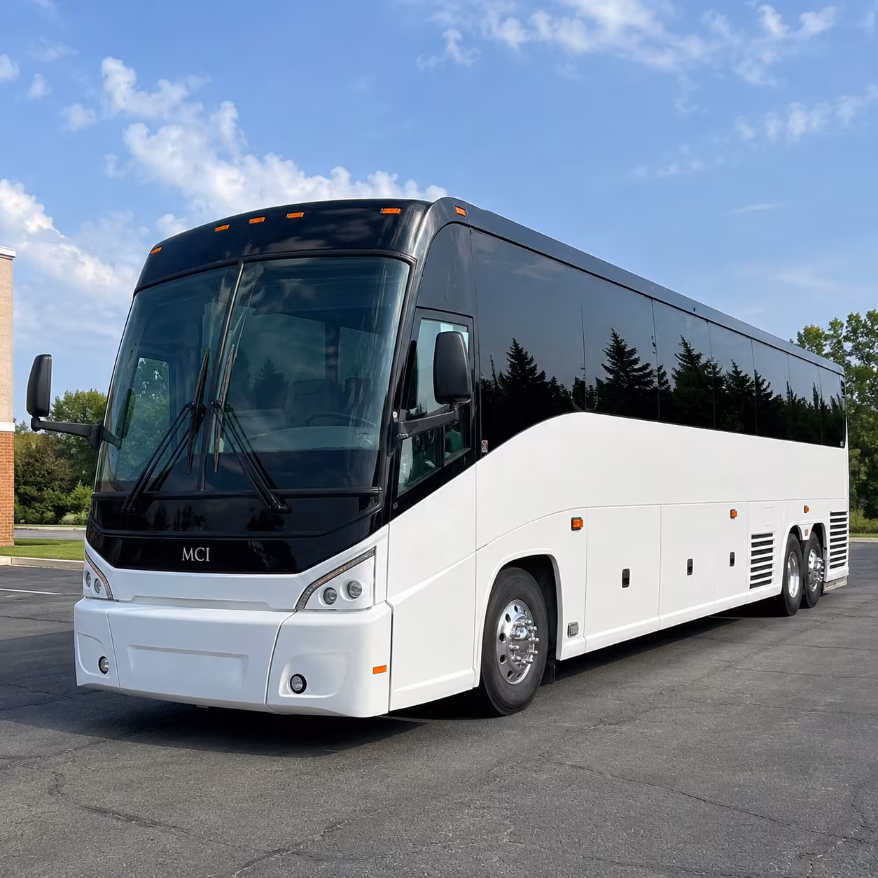 get flexible employee shuttle service for shifts events and off sites