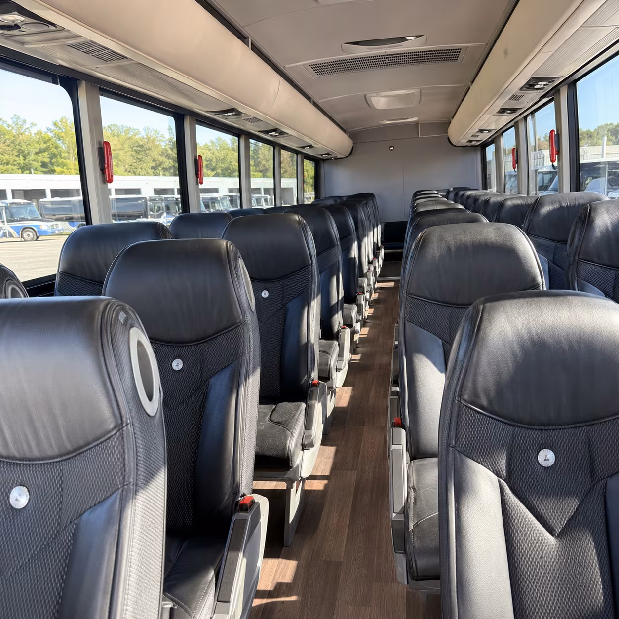 murray short and long term charter bus services for murray businesses