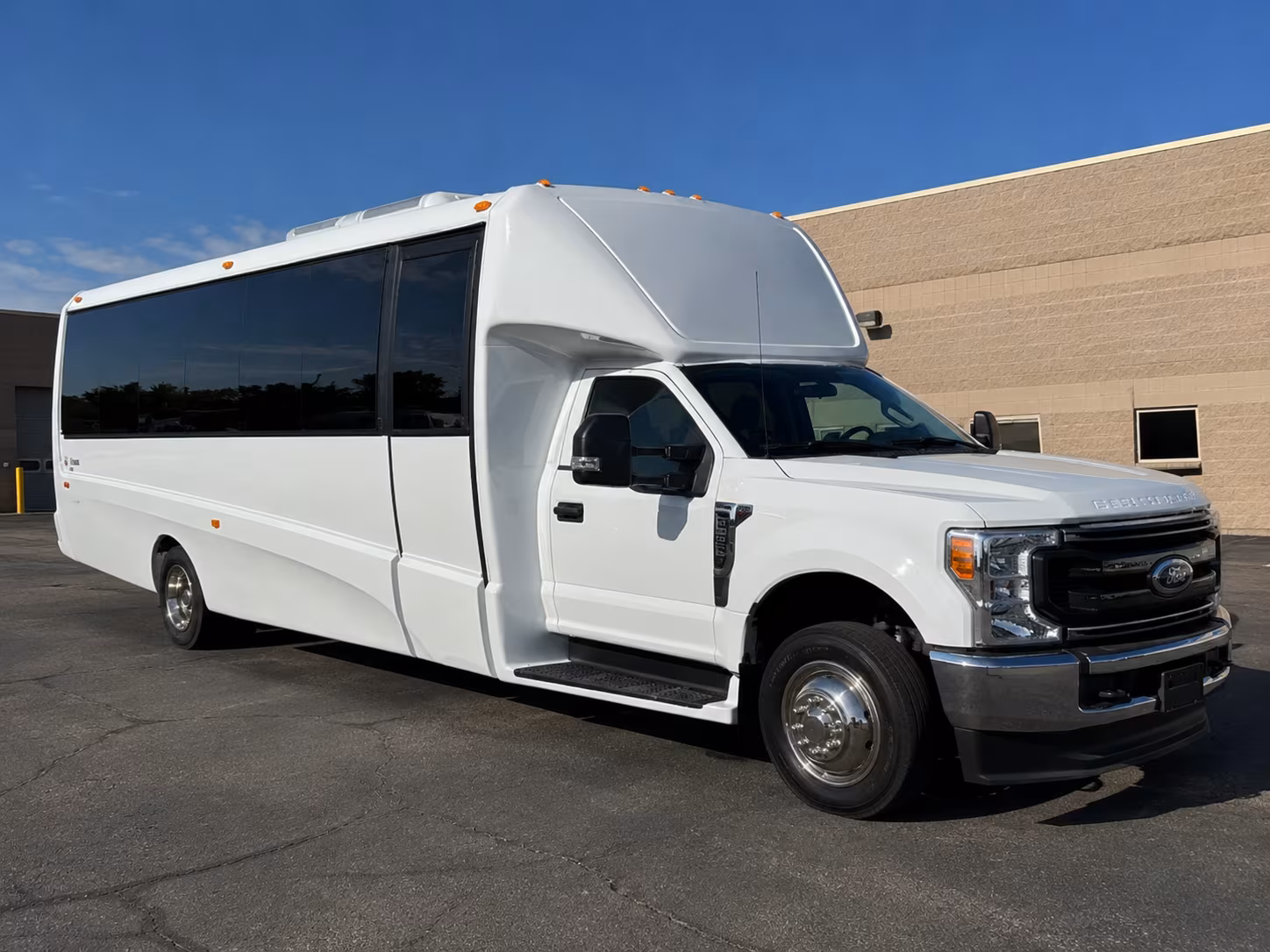 riverton wedding reception shuttle bus rentals in riverton